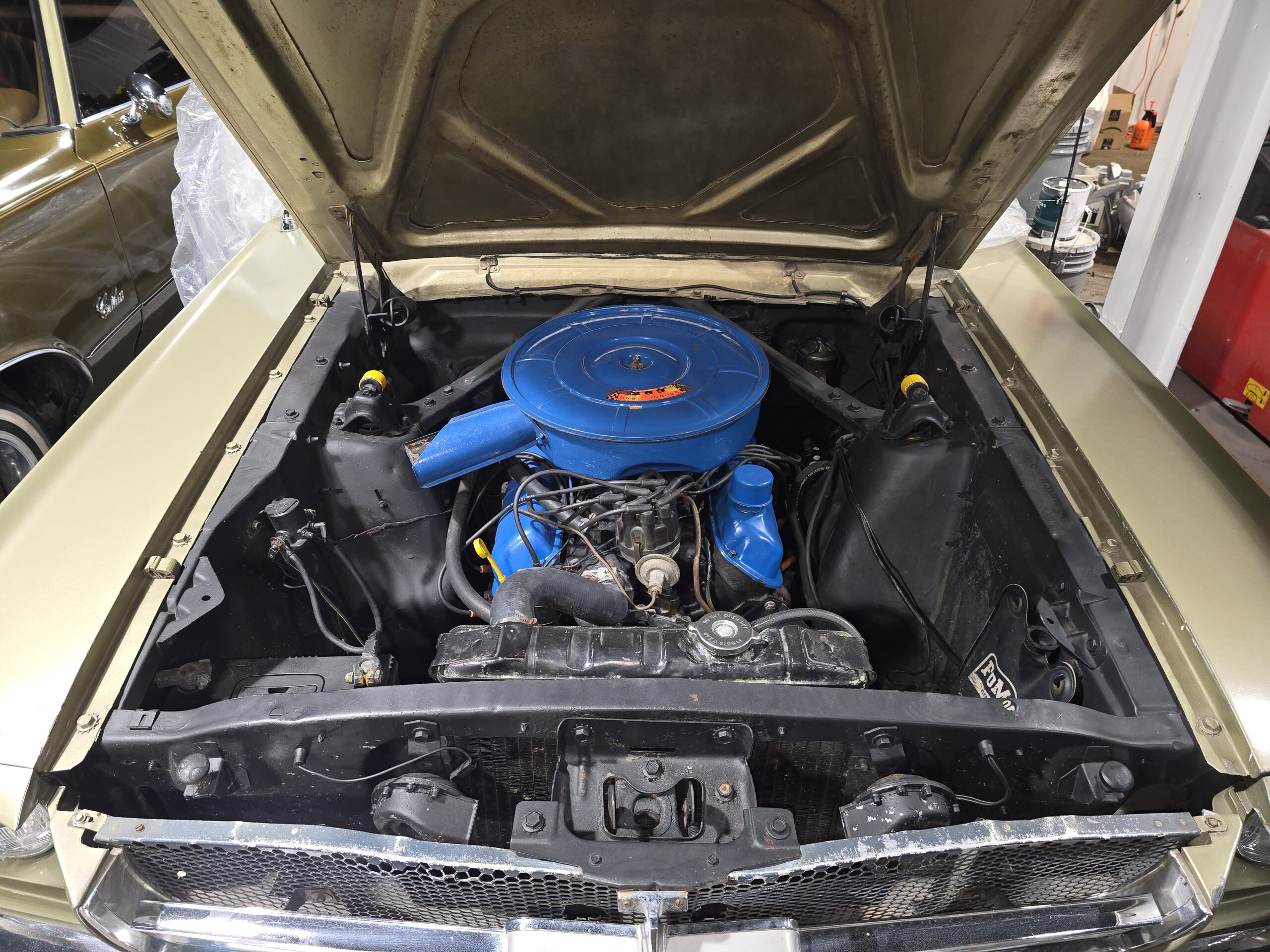 
								1965 Ford Mustang Convertible full									